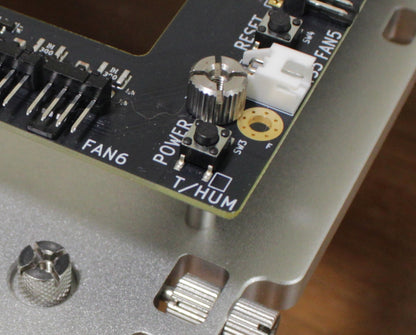 BENCHLAB 2